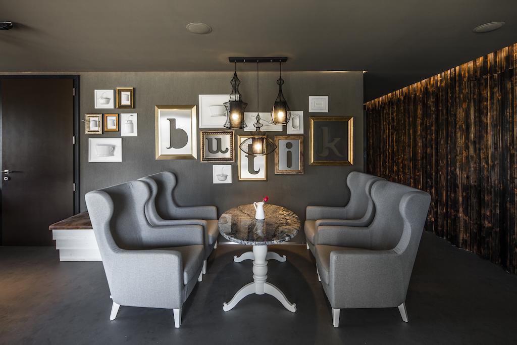 Butik Design Rooms Abádszalók Buitenkant foto